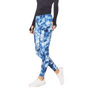 Lululemon Speed Up Tight 27” Blush Blossom Alpine White Midnight Navy Luxtreme 4